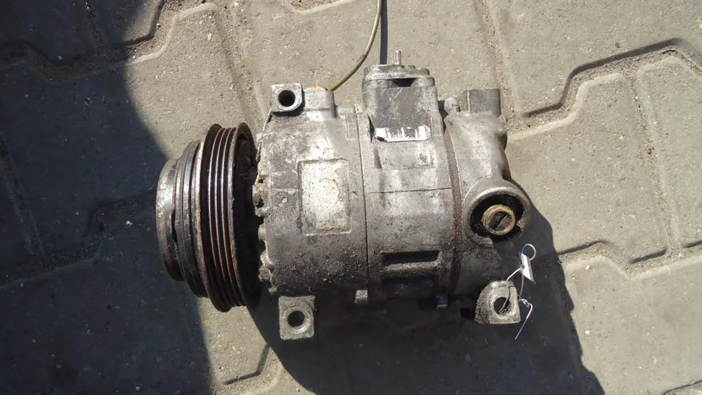 Компрессор кондиционера к Audi A4 1999