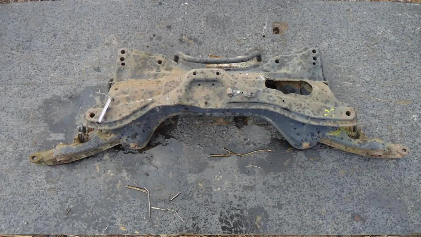 Балка подвески передняя (подрамник) к Honda Civic 1994