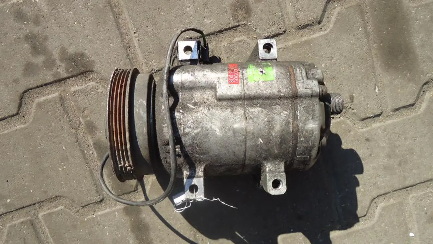 Компрессор кондиционера к Audi A4 1998