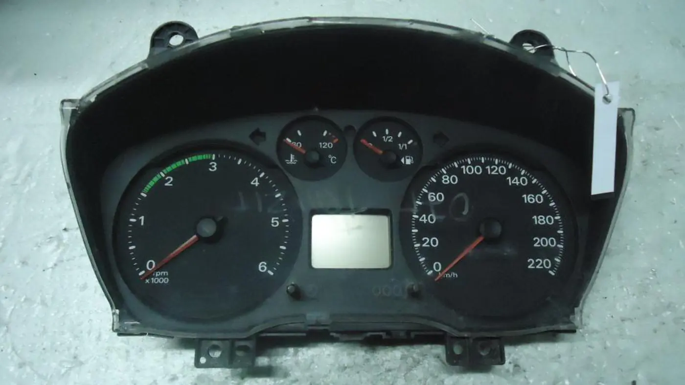 Щиток приборов (приборная панель) к Ford Transit 2007