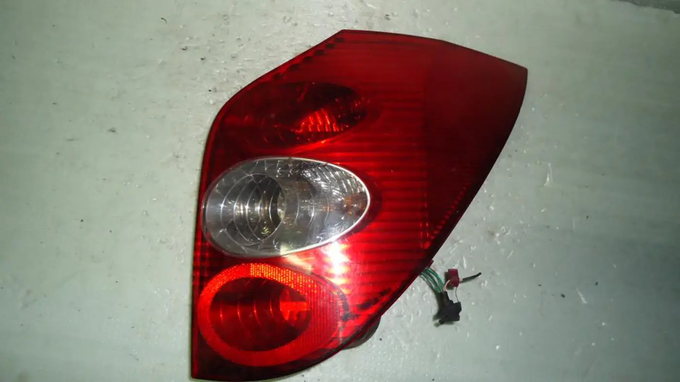 Фонарь задний правый к Renault Laguna 2002