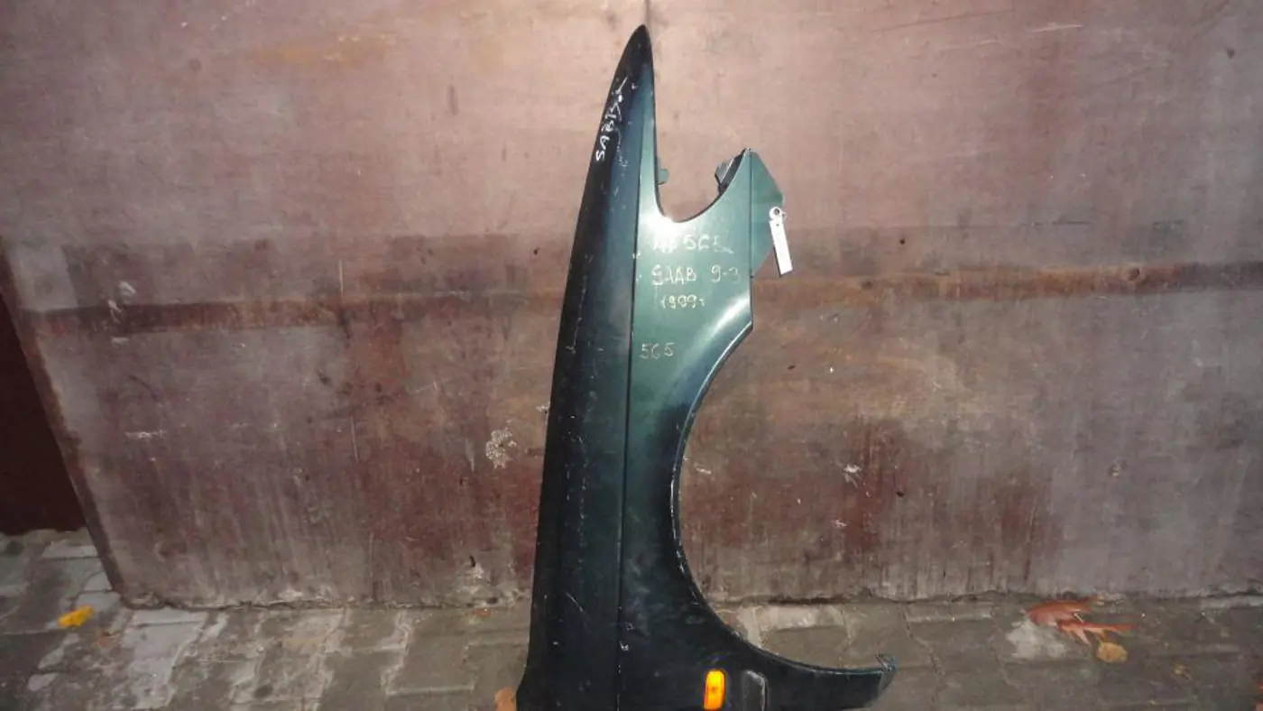 Крыло переднее правое к Saab 9-3 1999