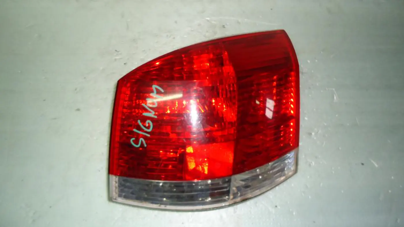 Фонарь задний правый к Opel Signum 2003