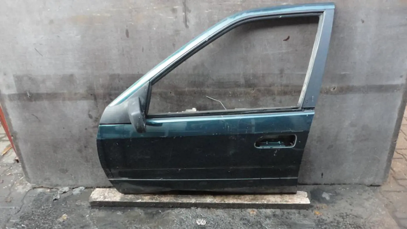 Дверь передняя левая к Citroen Xantia 1997