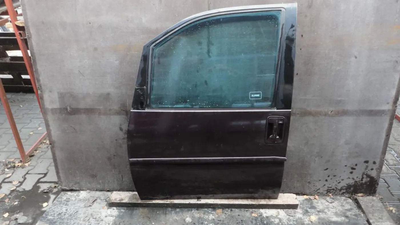 Дверь передняя левая к Peugeot 806 1998