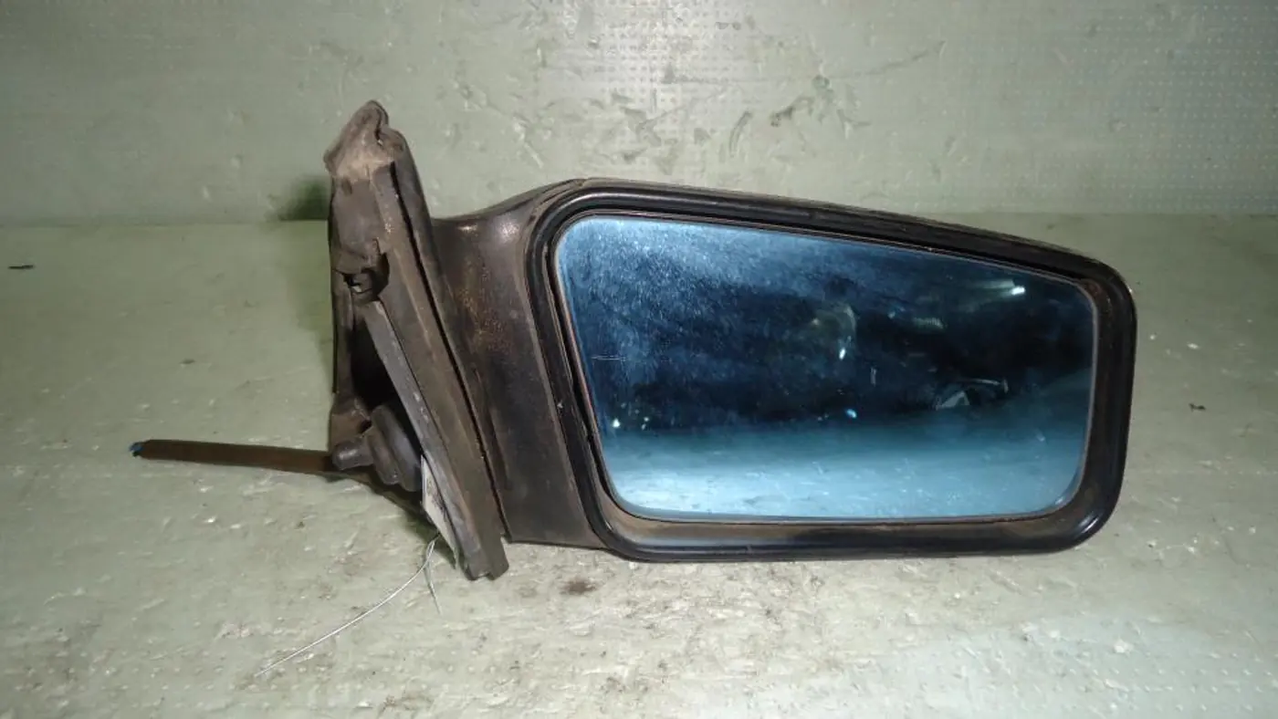 Зеркало наружное правое к Audi 100 1988