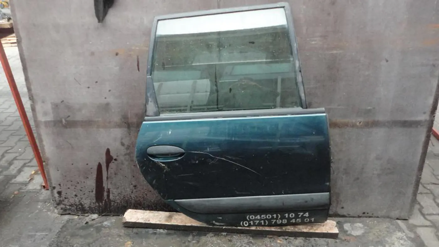 Дверь задняя правая к Renault Espace 1998