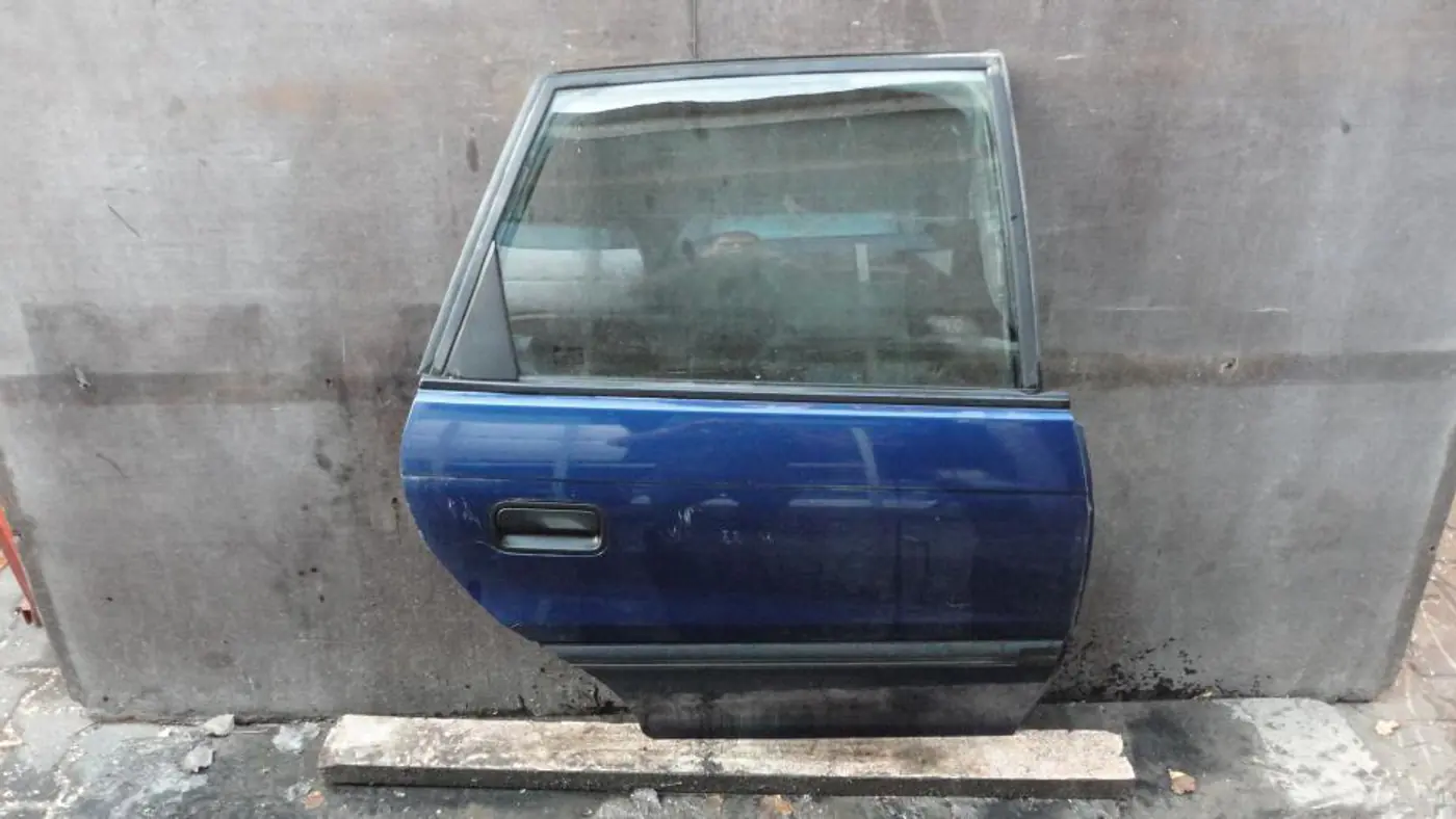 Дверь задняя правая к Opel Astra 1994