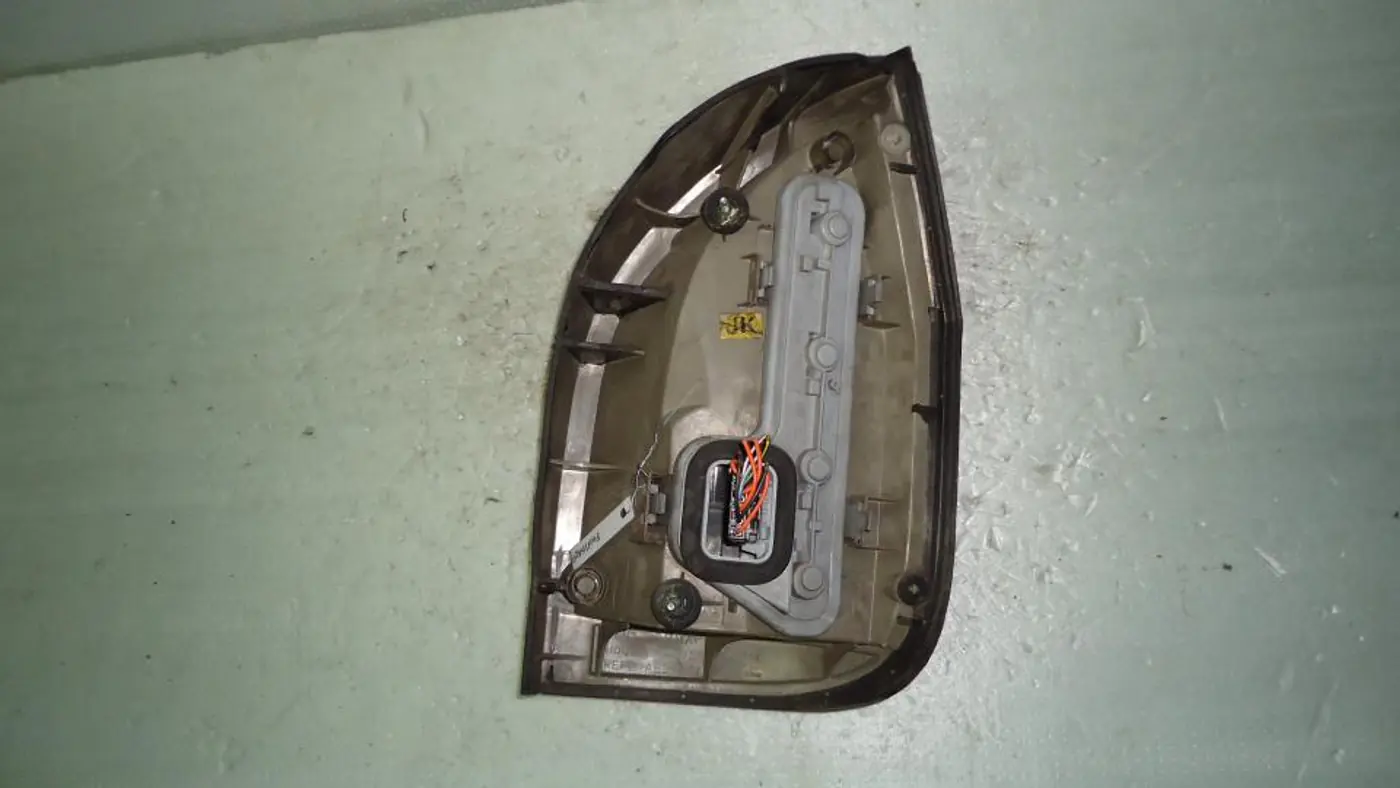 Фонарь задний левый к Opel Zafira 2003
