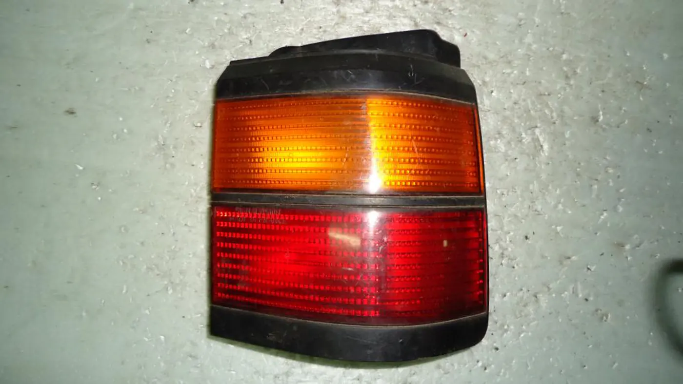 Фонарь задний правый к Volkswagen Passat 1990