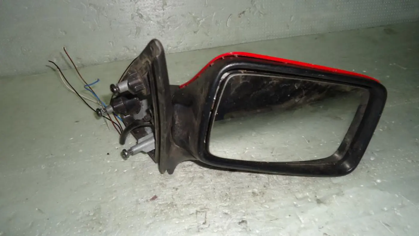 Зеркало наружное правое к SEAT Cordoba 1997