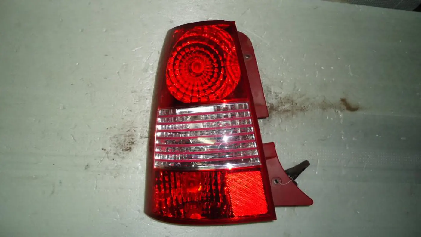Фонарь задний левый к Kia Picanto 2005