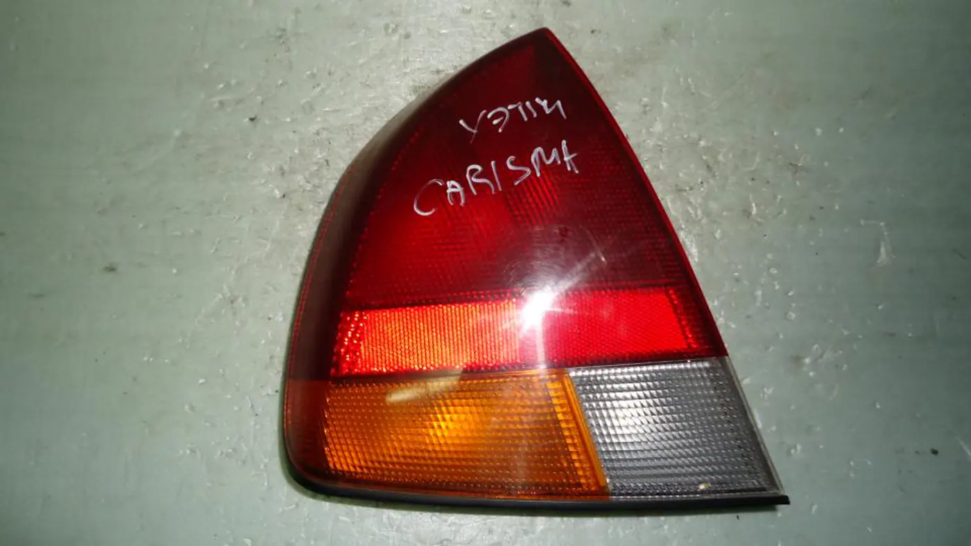 Фонарь задний левый к Mitsubishi Carisma 1996