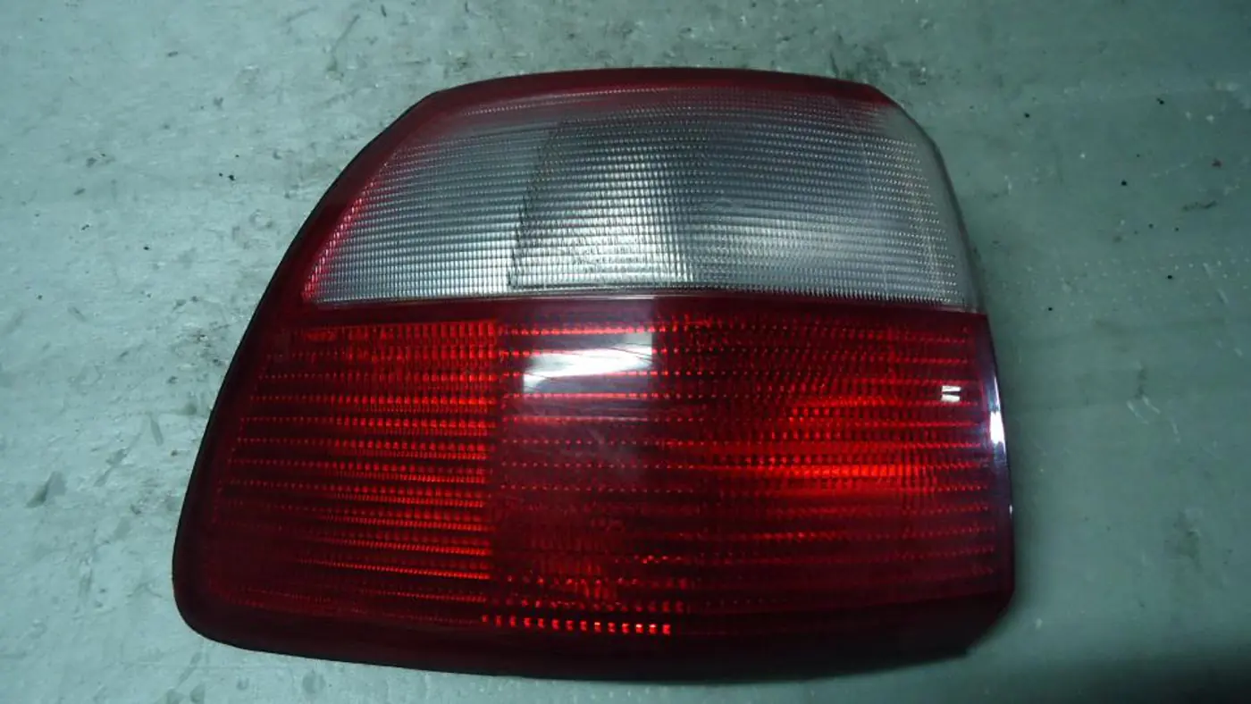 Фонарь задний левый к Opel Omega 2000