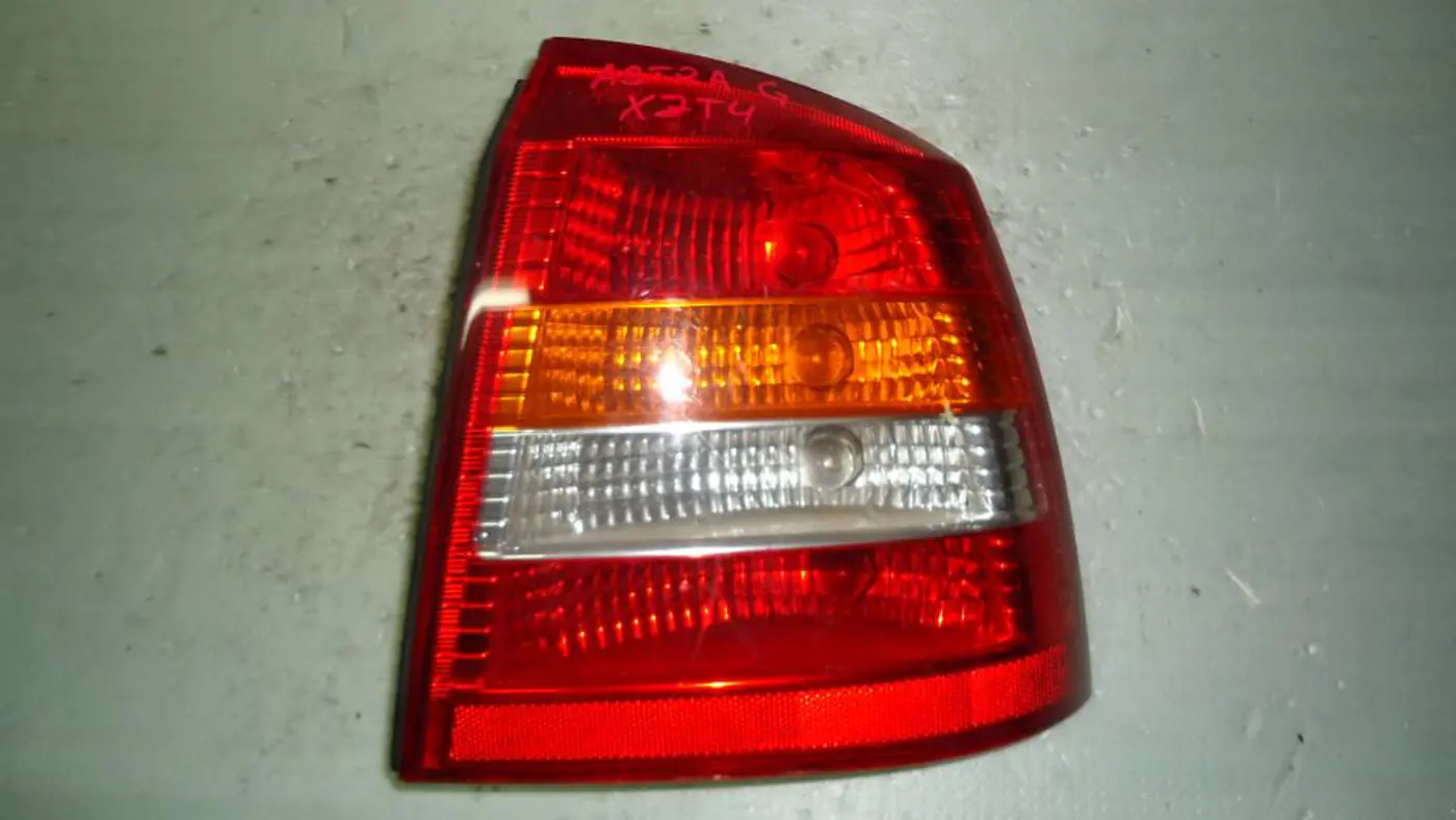 Фонарь задний правый к Opel Astra 2003