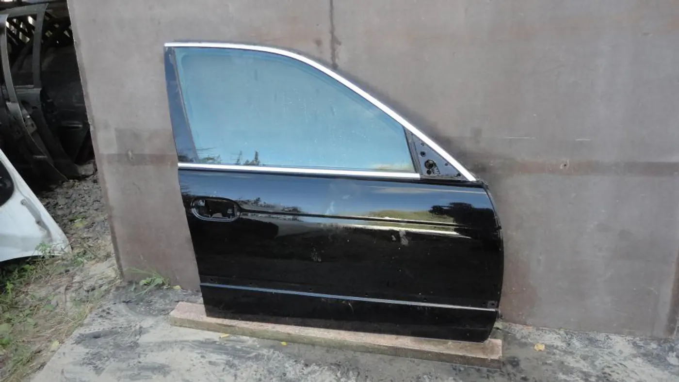Дверь передняя правая к BMW 5 1998