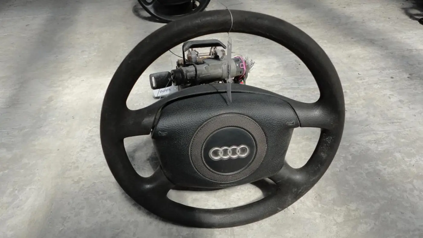 Руль к Audi A4 1998