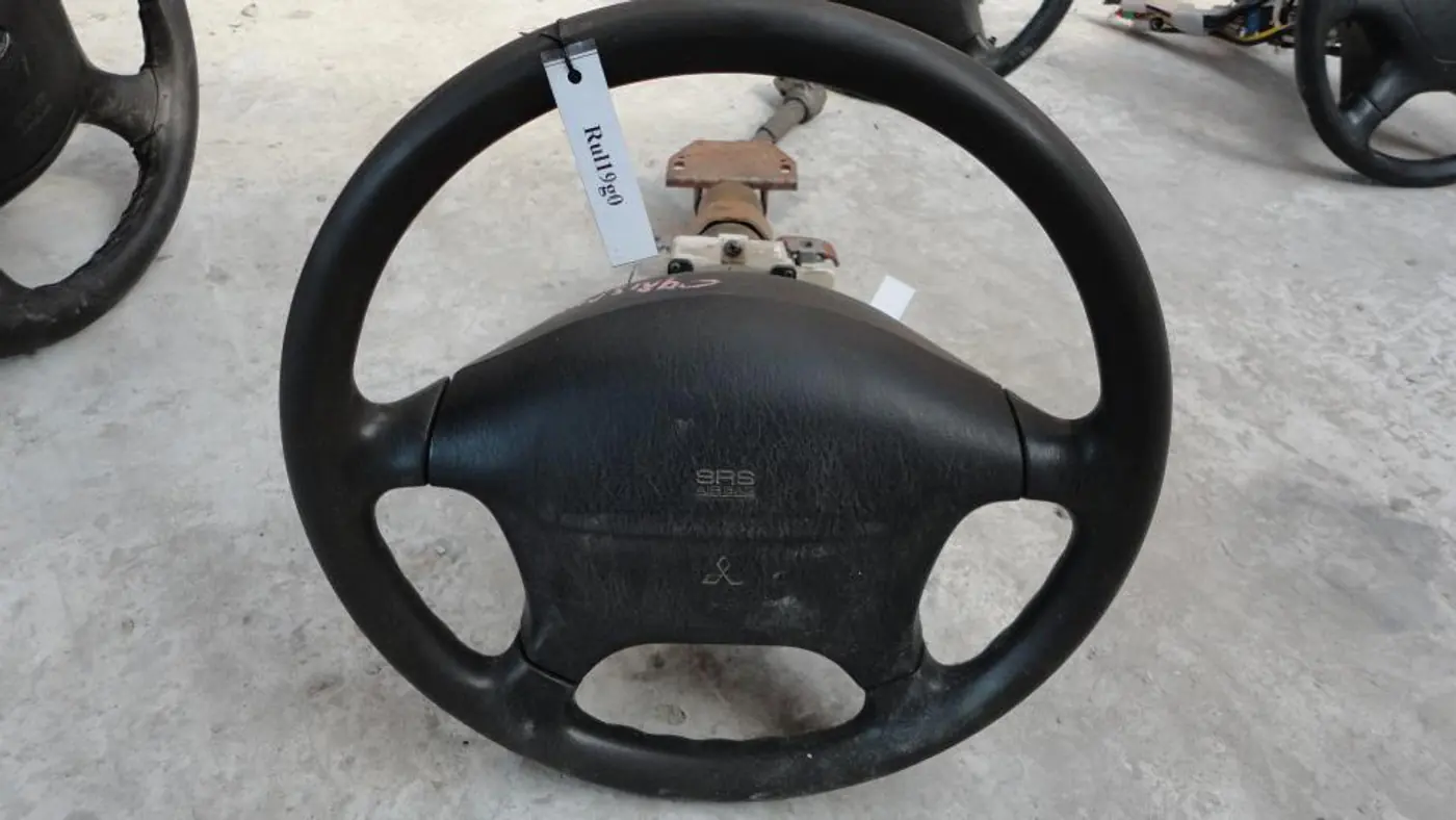 Руль к Mitsubishi Carisma 1998