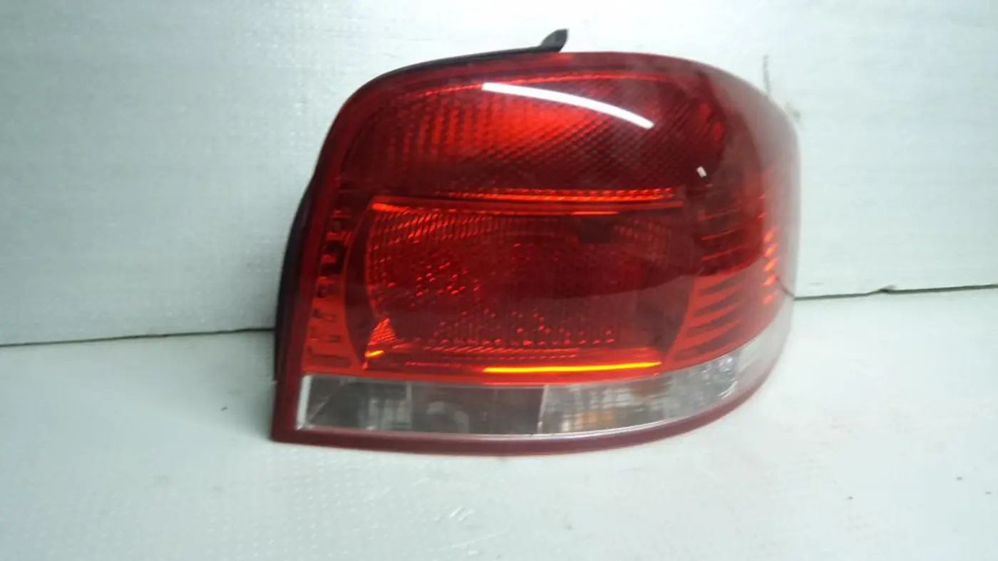 Фонарь задний правый к Audi A3 2003