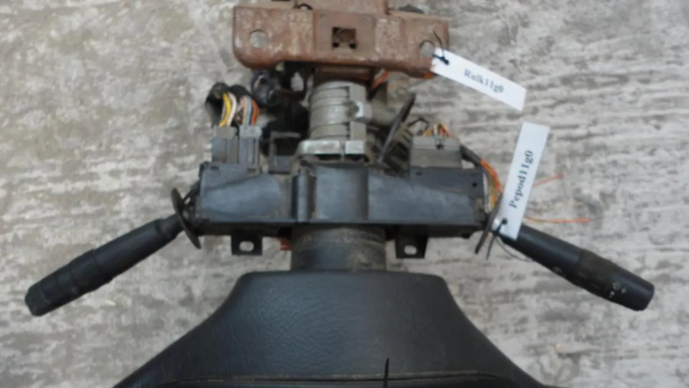 Переключатель подрулевой (стрекоза) к Peugeot 406 1998