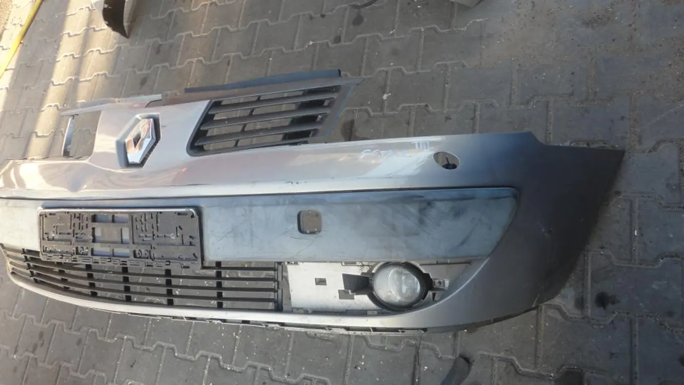 Бампер передний к Renault Espace 2004