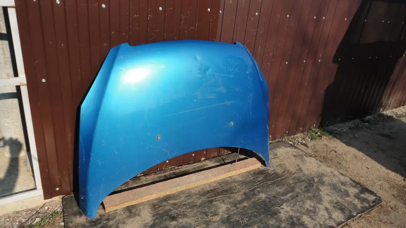 Капот к Peugeot 307 2002