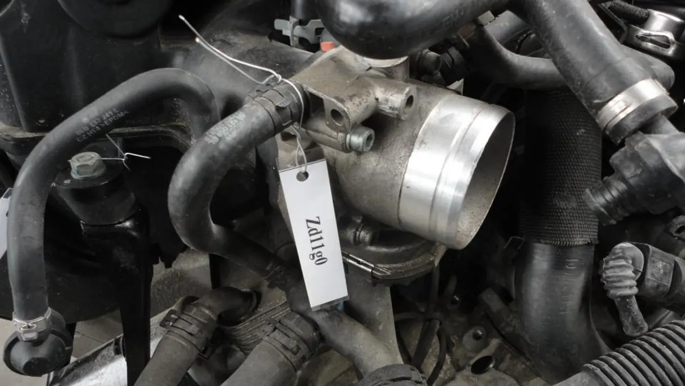 Заслонка дроссельная к Audi A4 2003