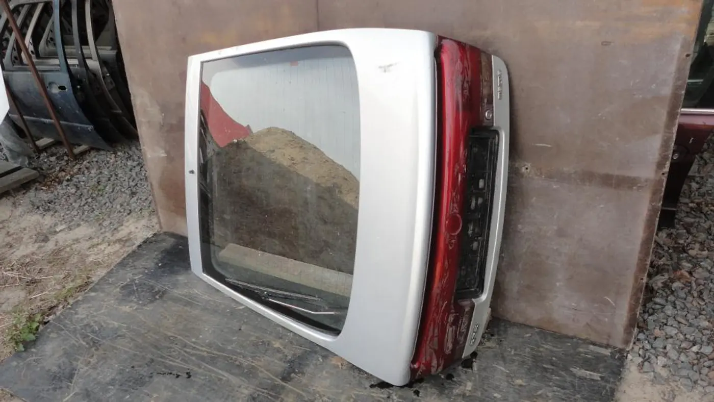 Крышка багажника (дверь 3-5) к Mazda 626 1994
