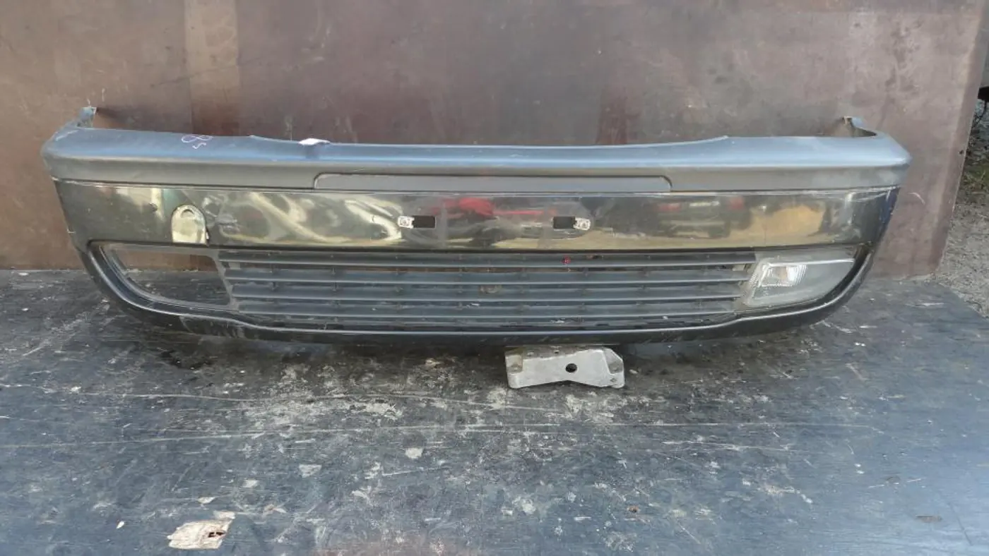 Бампер передний к Opel Zafira 2003