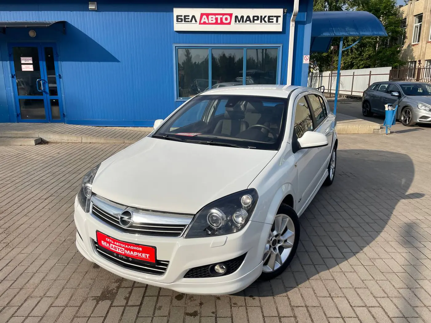 Opel Astra J, 2011
