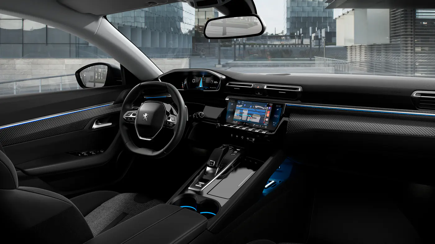 Красота и жертвы: считаем стоимость обслуживания Renault Talisman и Peugeot 508