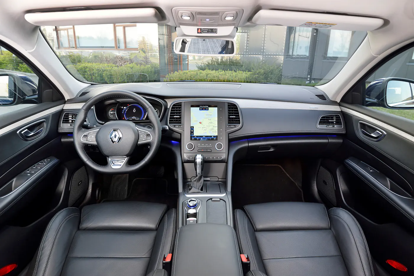 Красота и жертвы: считаем стоимость обслуживания Renault Talisman и Peugeot 508