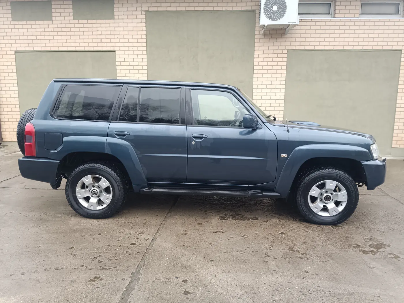 Nissan Patrol V (Y61) Рестайлинг, 2004