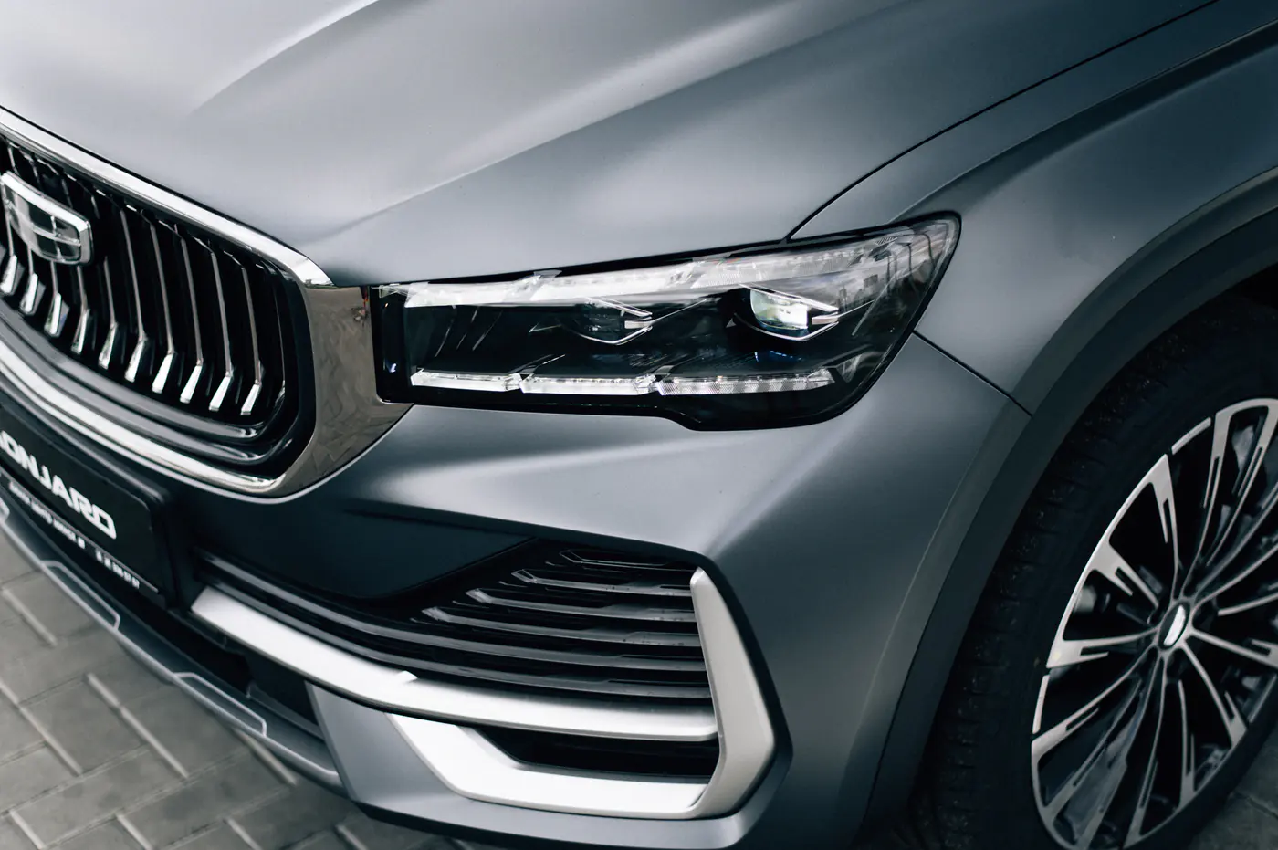 Стиль, престиж и правильный расчет: для вас Geely Monjaro на Камайской, 3