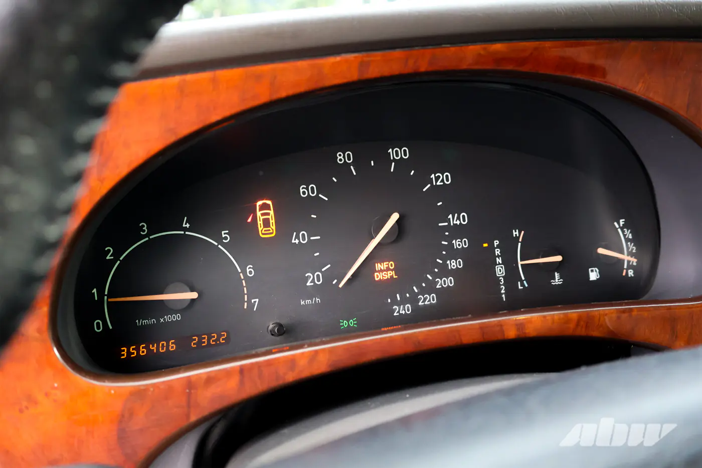 Вне времени и моды: ретротест Saab 9-5