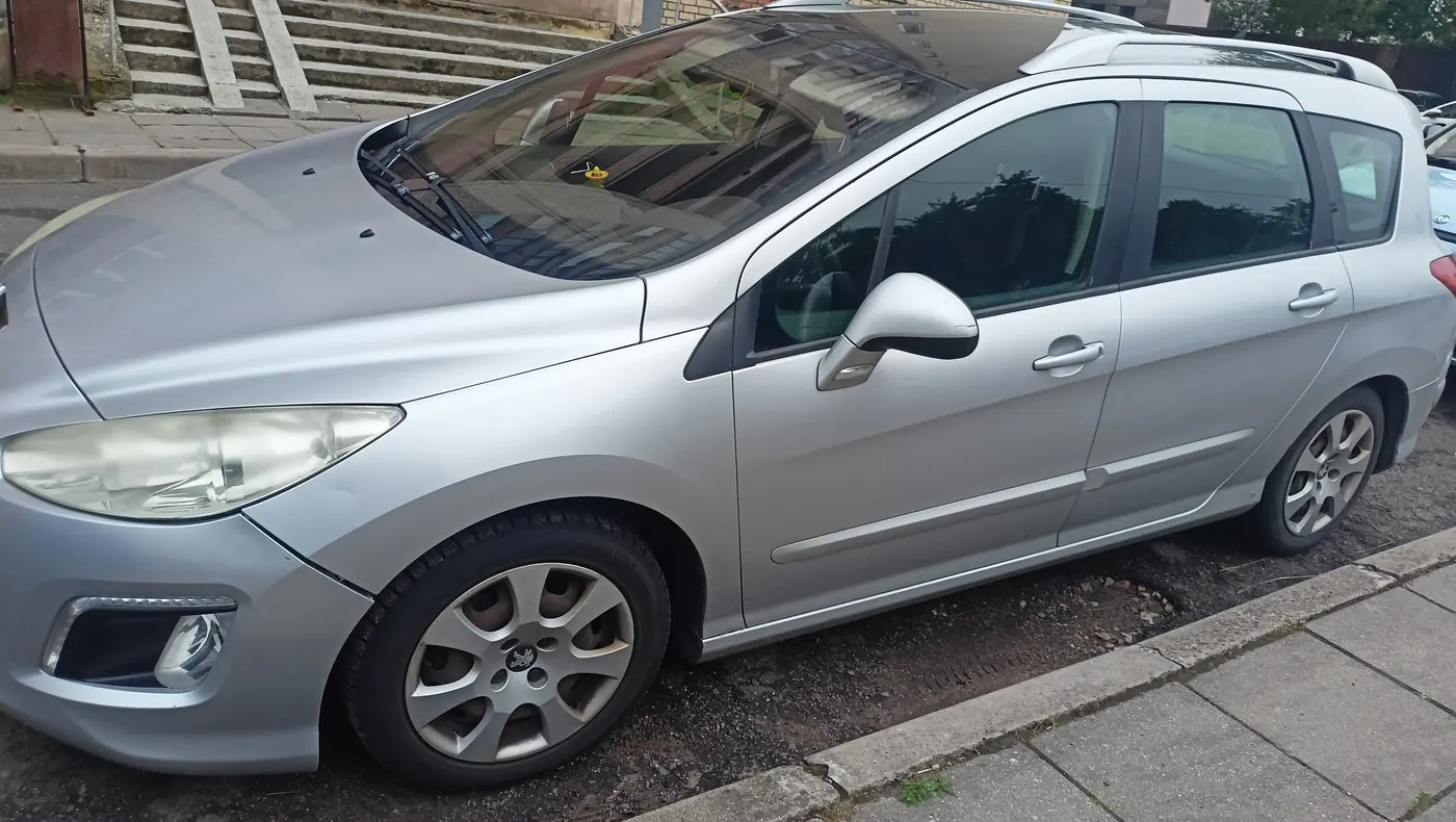 Peugeot 308 I, 2011