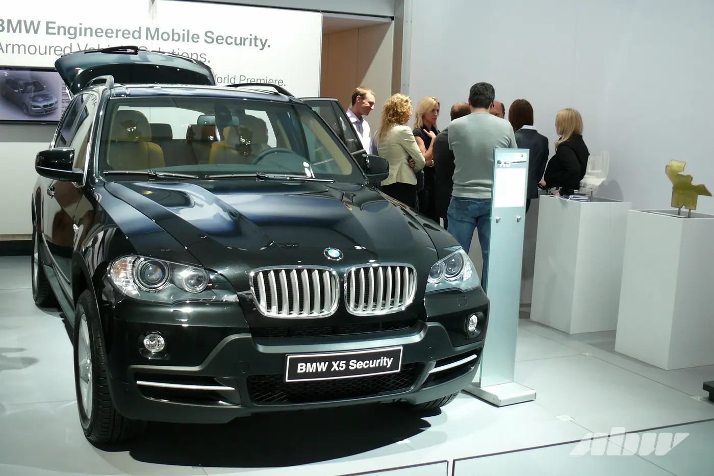 Новый BMW X5: спорная внешность, бензин, дизель и электричество