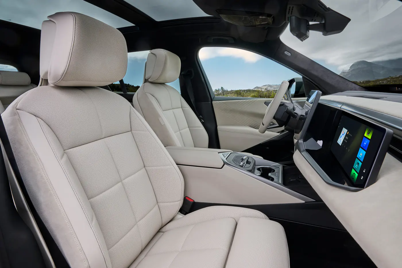 Новый BMW X5: спорная внешность, бензин, дизель и электричество