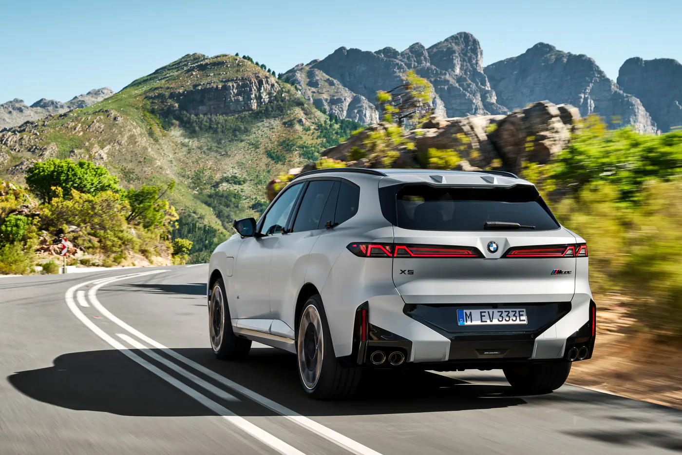 Новый BMW X5: спорная внешность, бензин, дизель и электричество