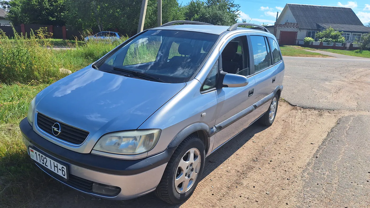 Opel Zafira A, 2002