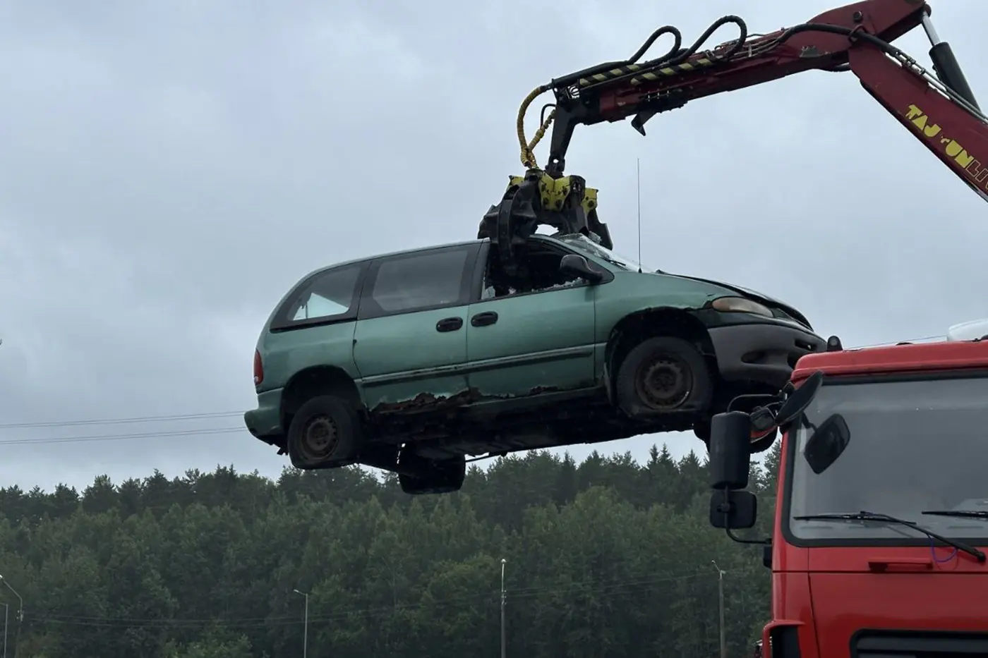 В Минске брошенные автомобили отправили под пресс