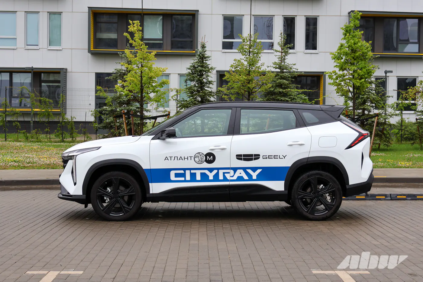Пять лет спустя: стоит ли менять проверенный временем Geely Coolray на новый Geely Cityray