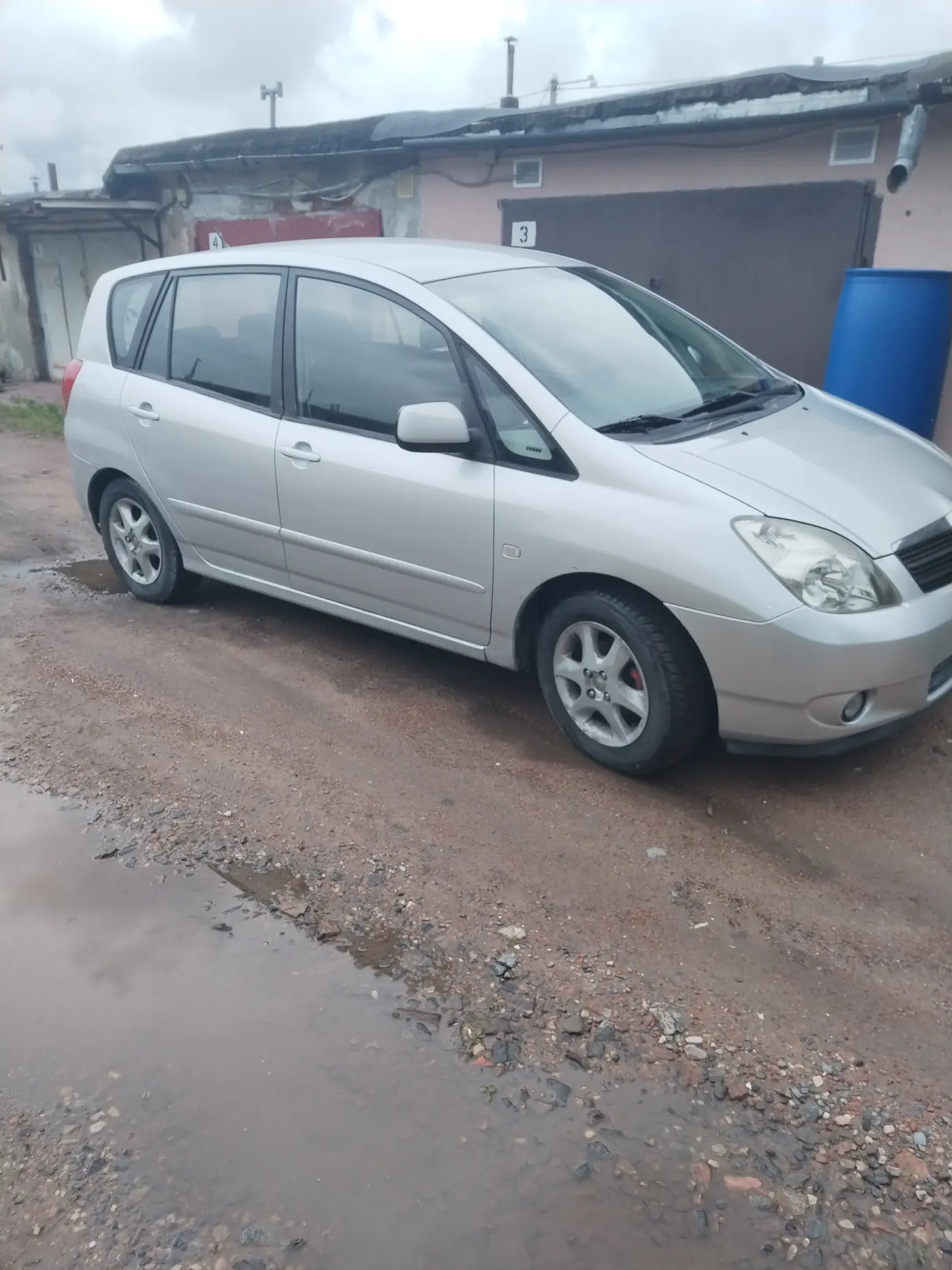Toyota Corolla Verso I, 2003
