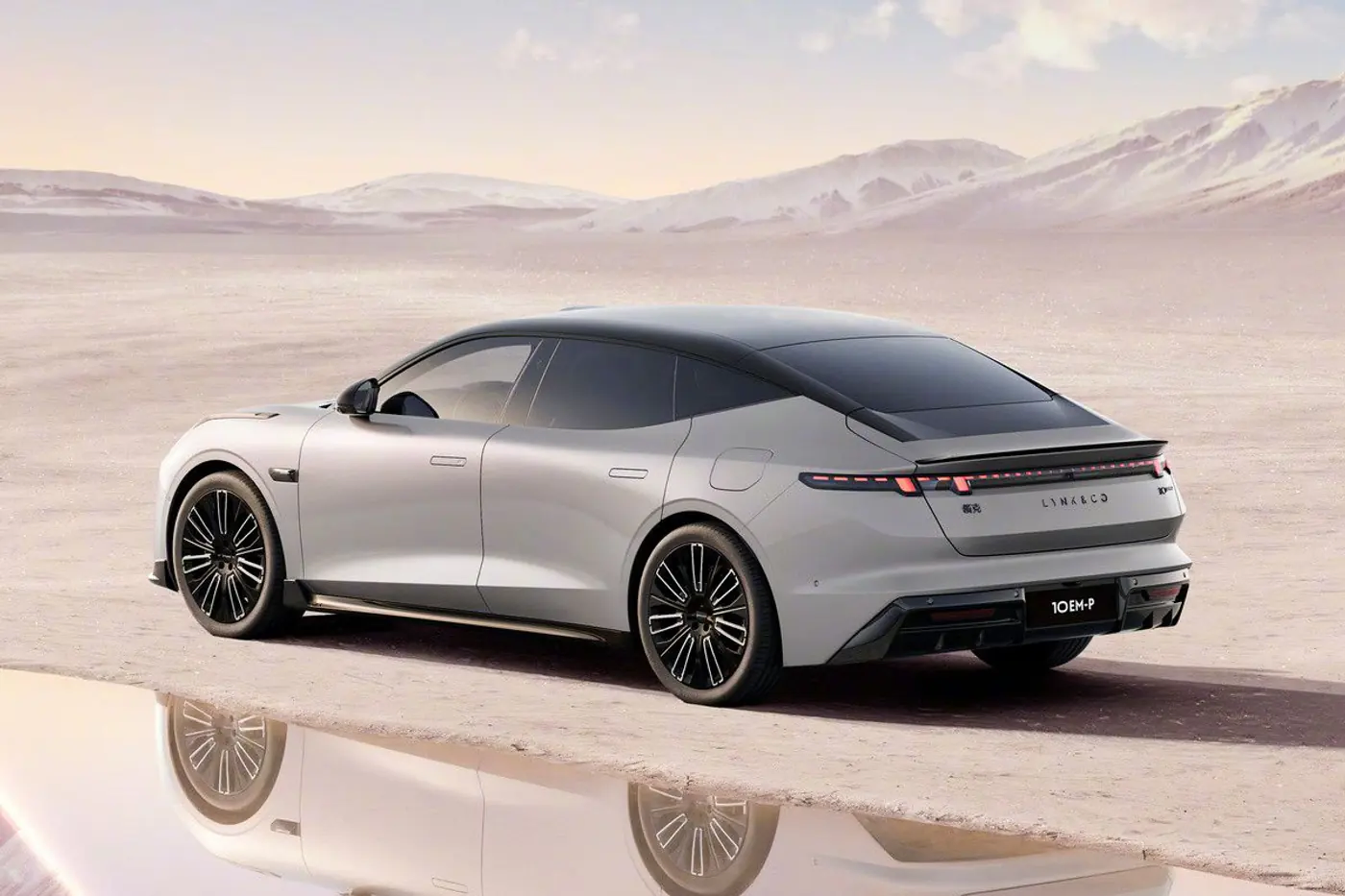 Geely создала аккумулятор, который заряжается за несколько минут
