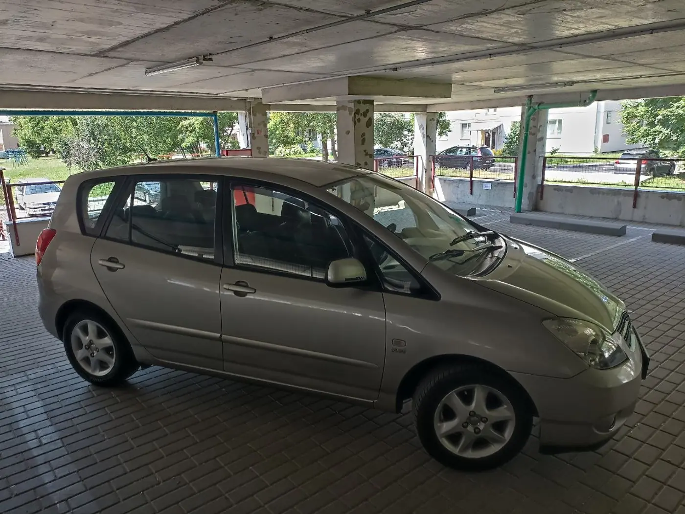 Toyota Corolla Verso I, 2002