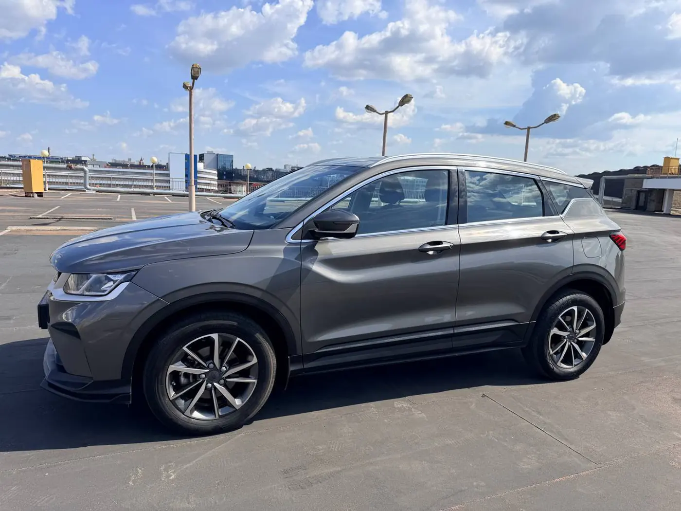 Geely Coolray I, 2022