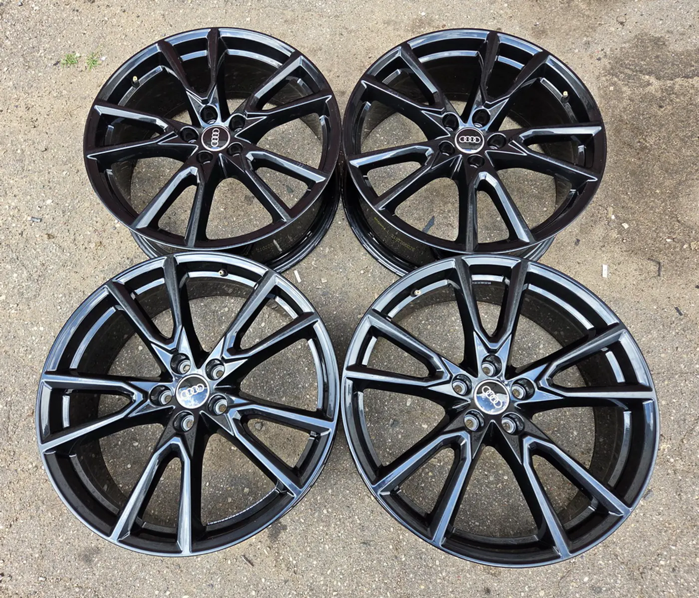 8xR20 5 112 ET39 DIA66.6 к Audi Q5