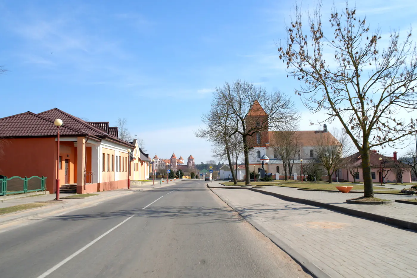 К 500-летию Мирского замка парковки сделают удобнее