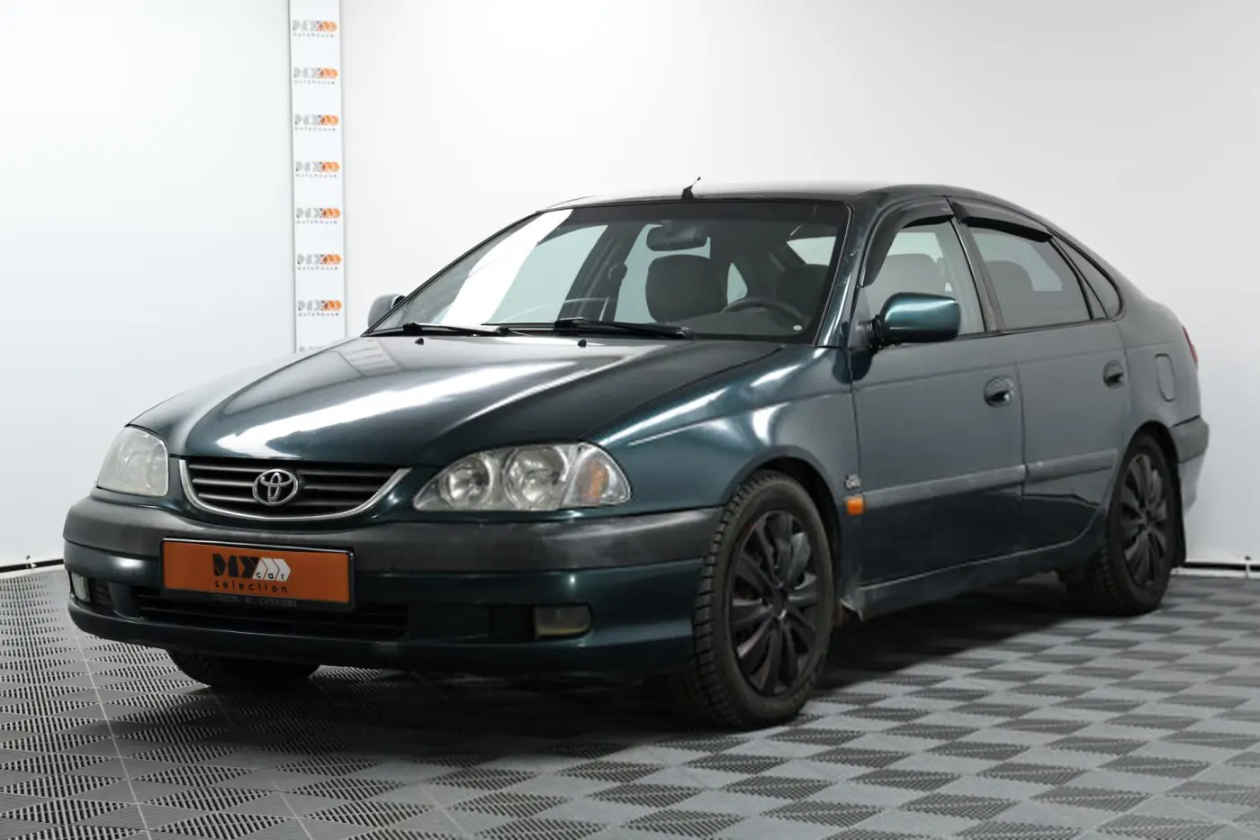 Toyota Avensis I Рестайлинг, 2002