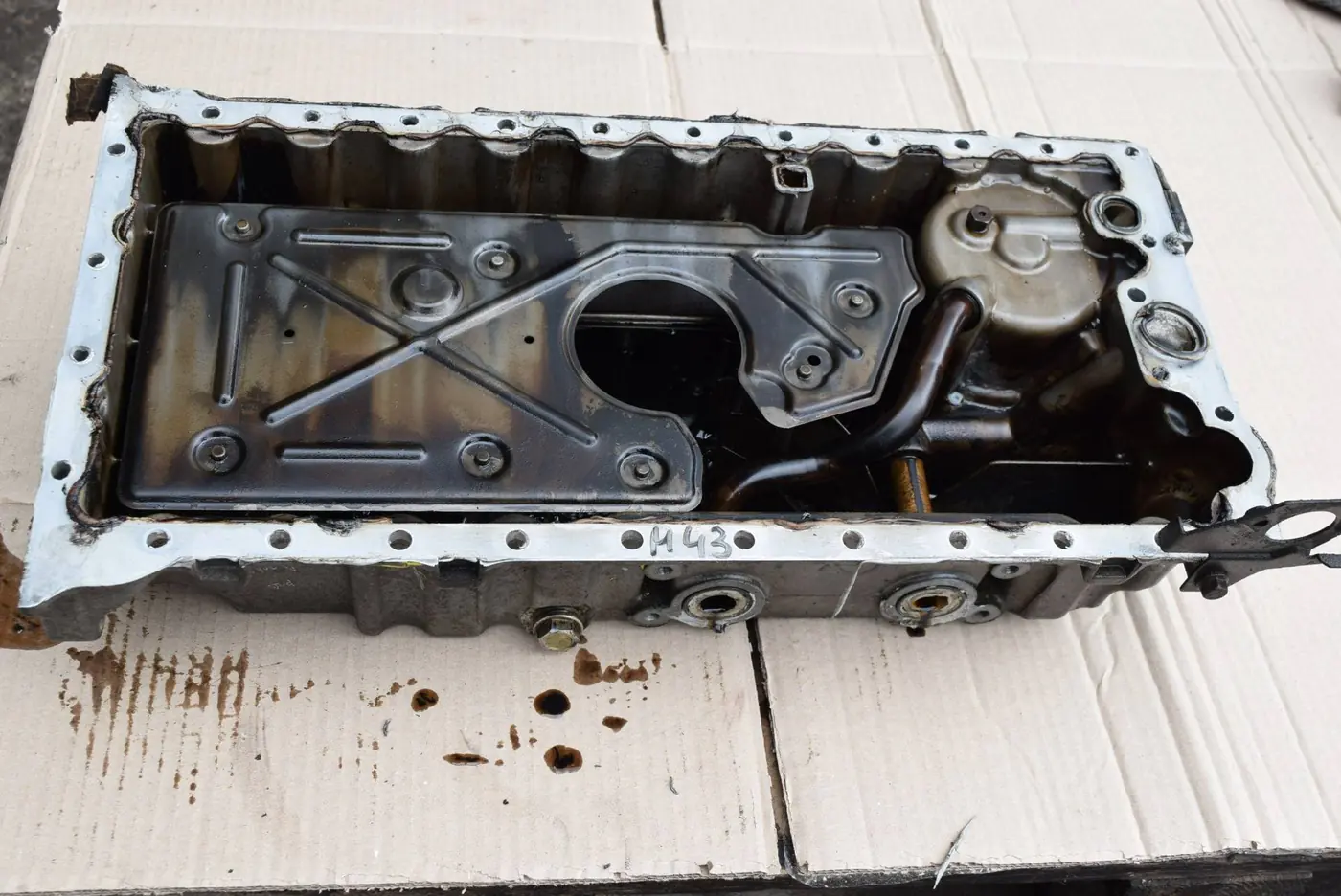 Поддон к Volvo XC70 2002